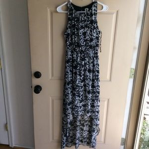 🎈SALE🎈 Black & White High Low Dress